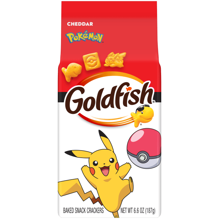Pokémon Cheddar Baked Snack Crackers