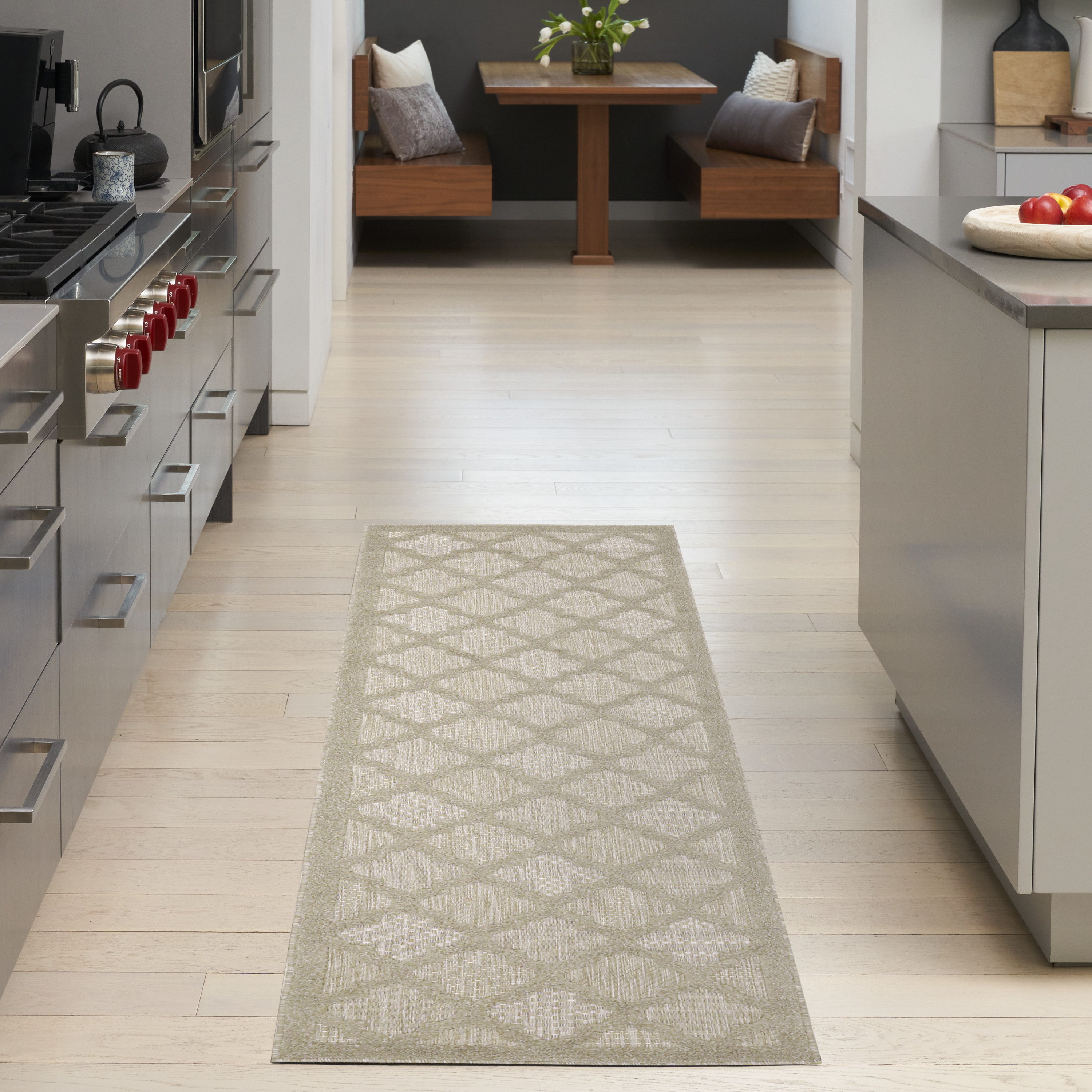 Nourison Easy Care 2' x 6' Cream Modern Rug