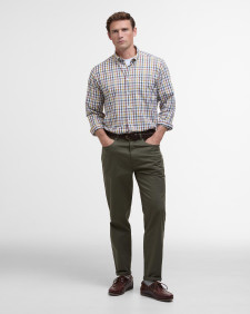 Pantaloni chino con vestibilità regular, leggeri ed elasticizzati 