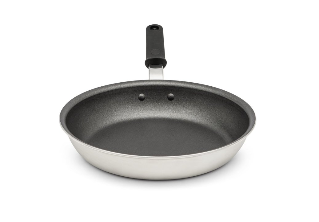 12-inch Wear-Ever® aluminum fry pan with SteelCoat x3™ nonstick coating and silicone handle
