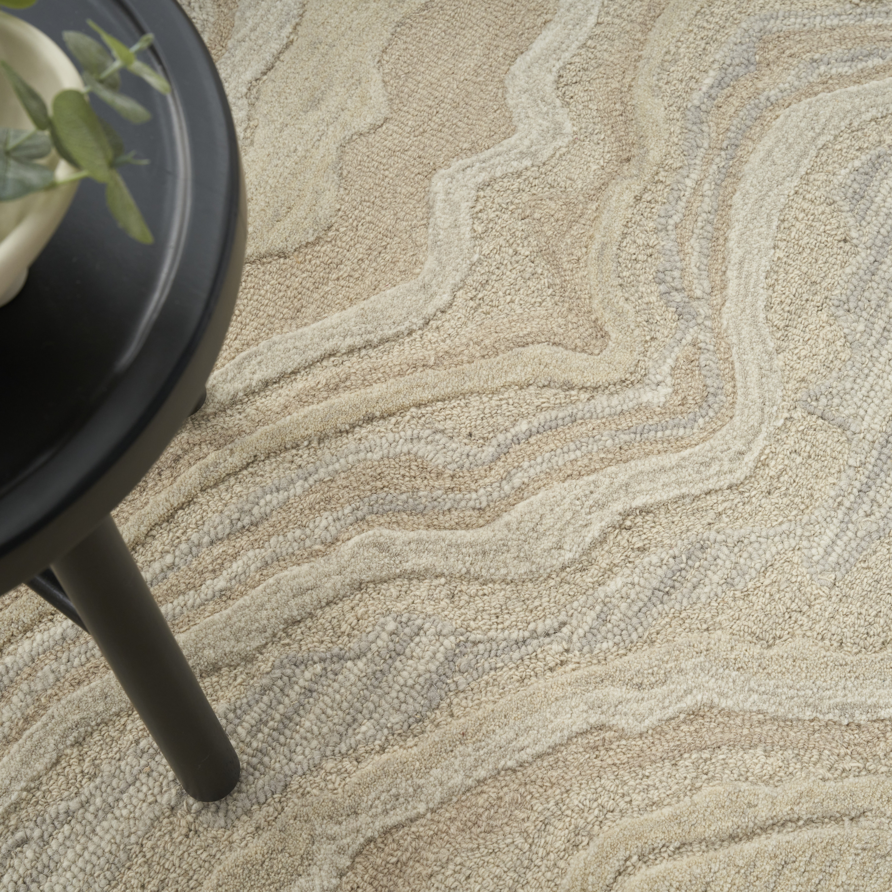Nourison Graceful 3'9" x 5'9" Beige Modern Indoor Rug