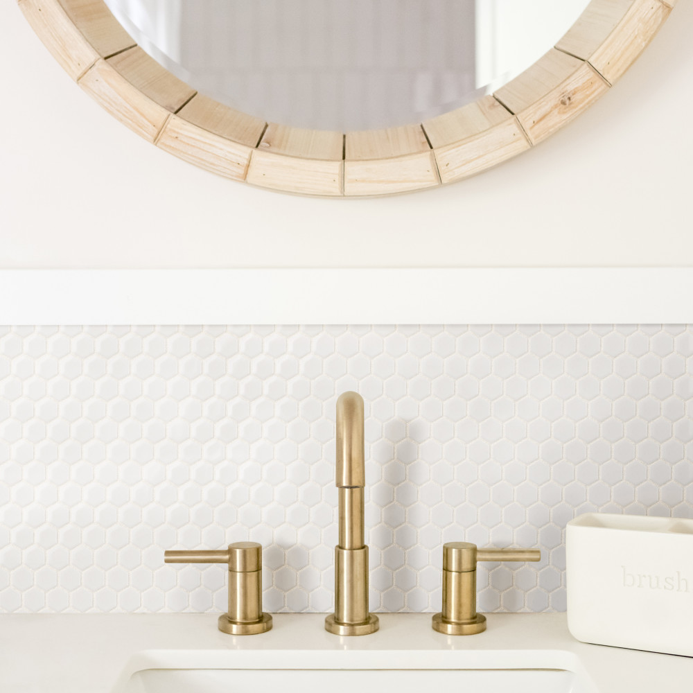 Gotham 1″ Hex White 10-1/4 in. x 11-7/8 in. Porcelain Mosaic Tile