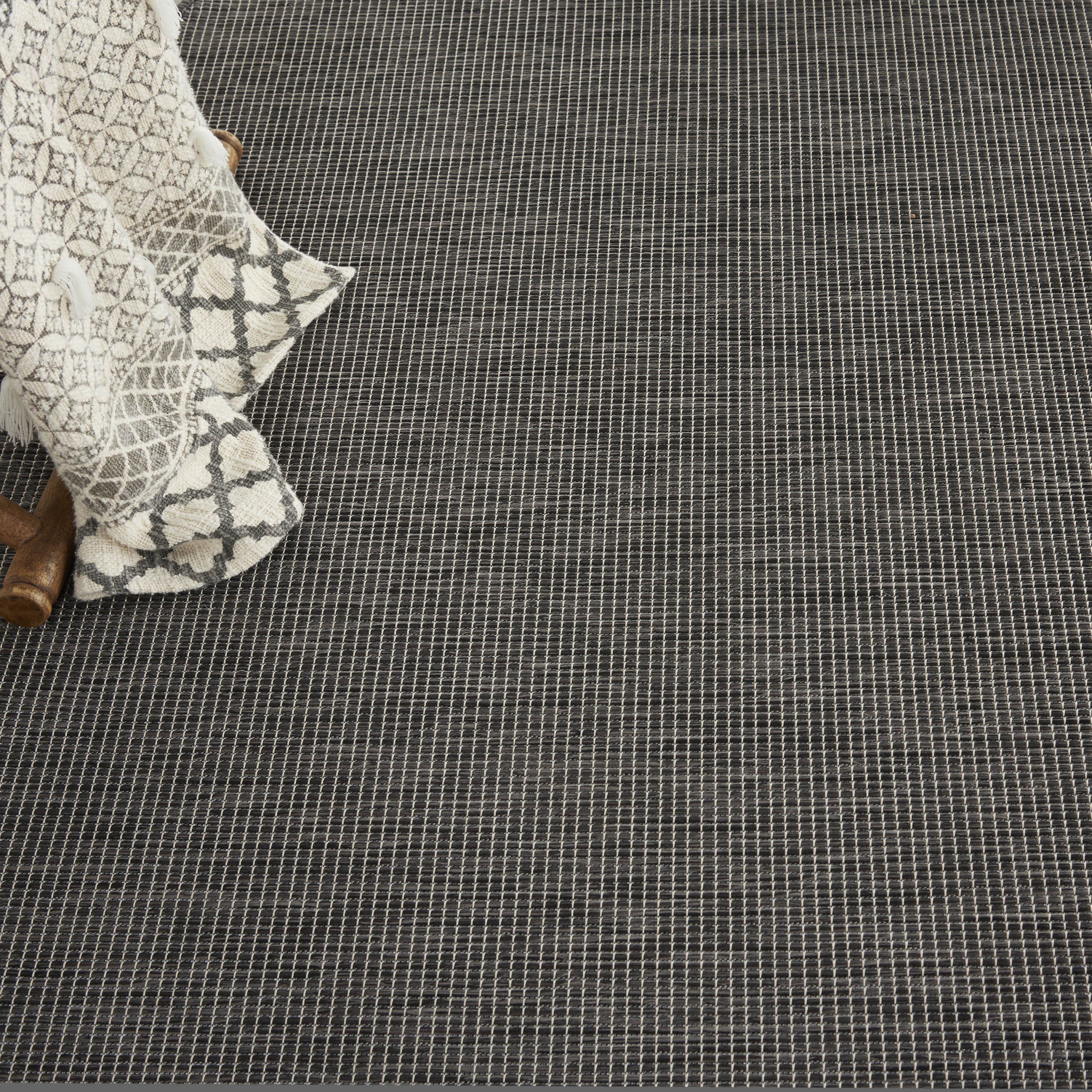 Nourison Positano 8' x Round Charcoal Modern Rug
