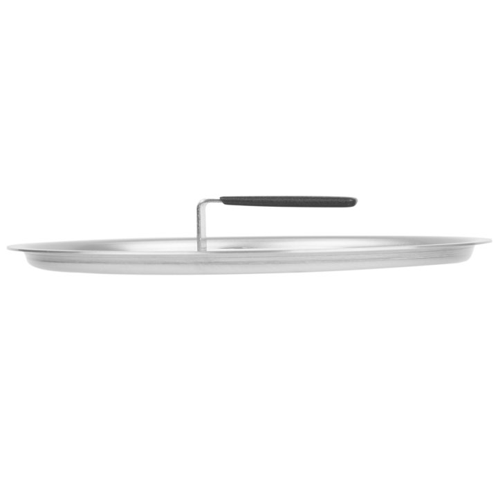 11 3/16-inch Wear-Ever® flat aluminum cover with dipped handle