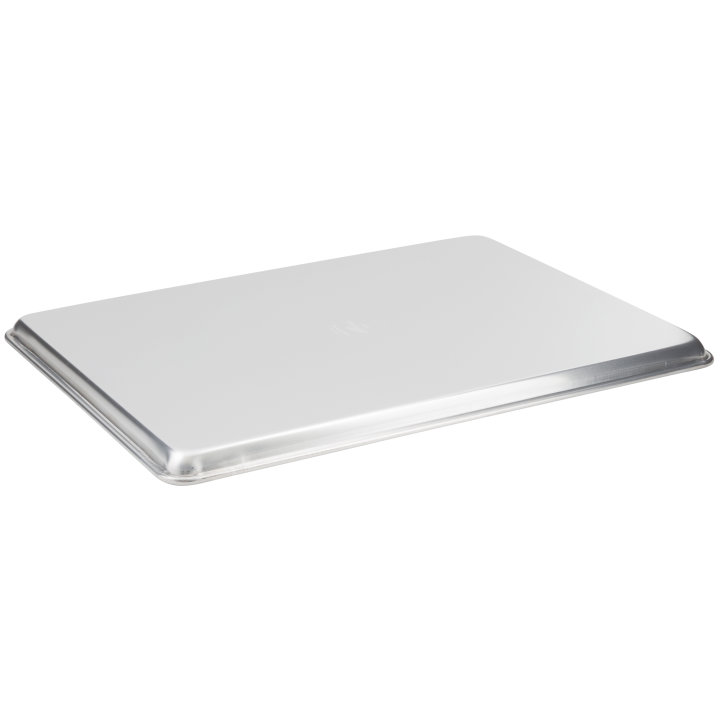 Full-size Wear-Ever® heavy-duty aluminum sheet pan with natural finish