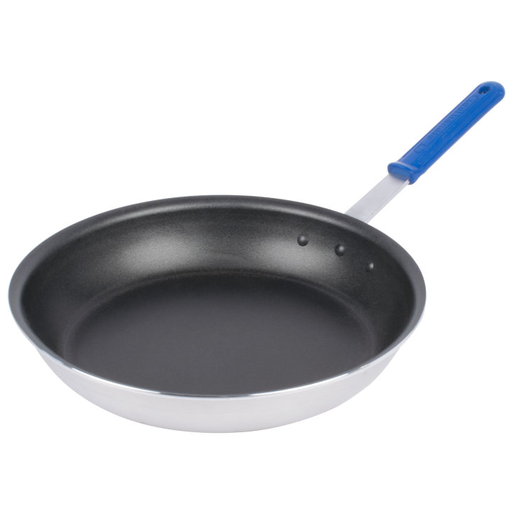 14-inch Wear-Ever® fry pan with SteelCoat x3™ nonstick coating and Cool Handle® silicone handle