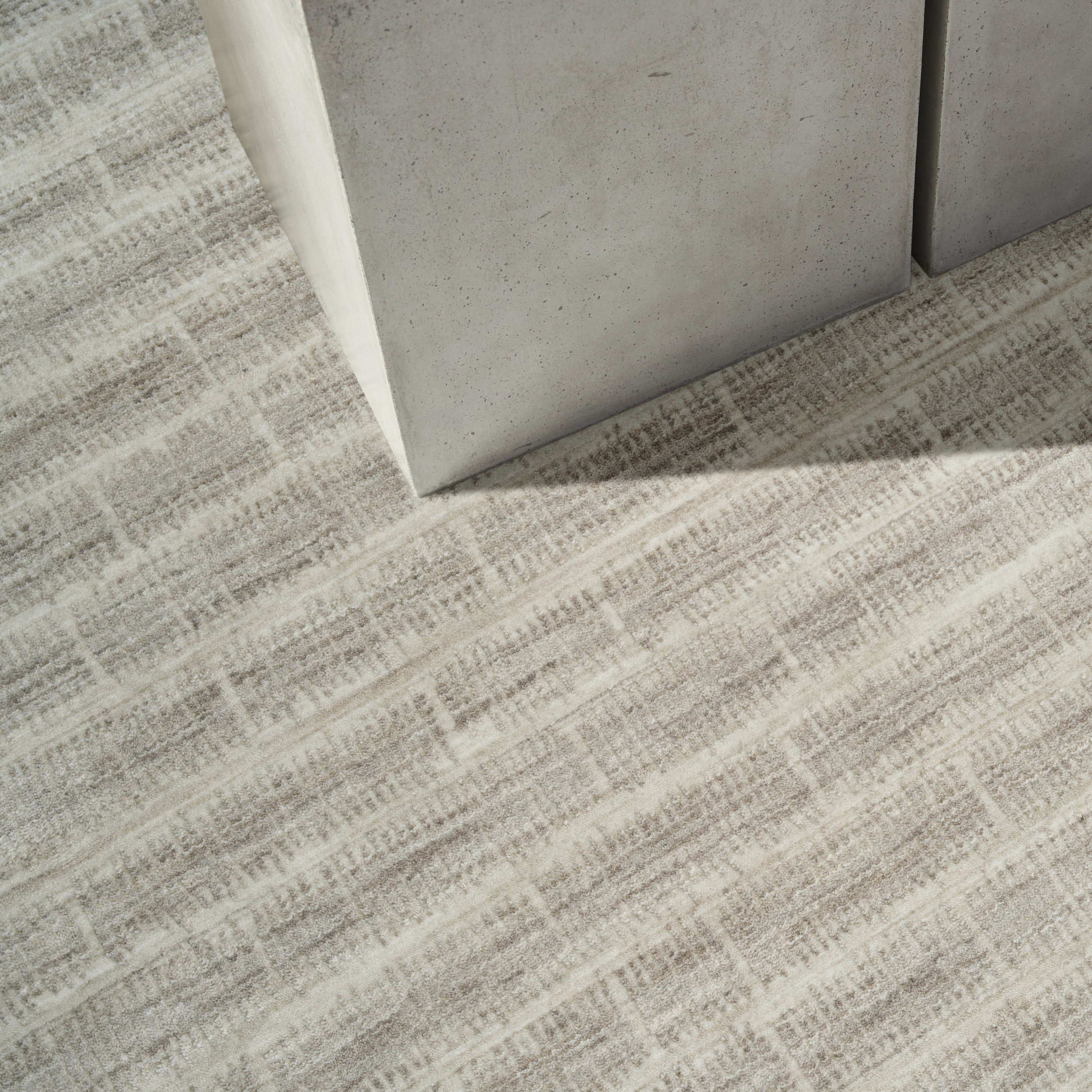 Calvin Klein CK079 Notes 5'3" x 7'3" Ivory Grey Modern Indoor Rug