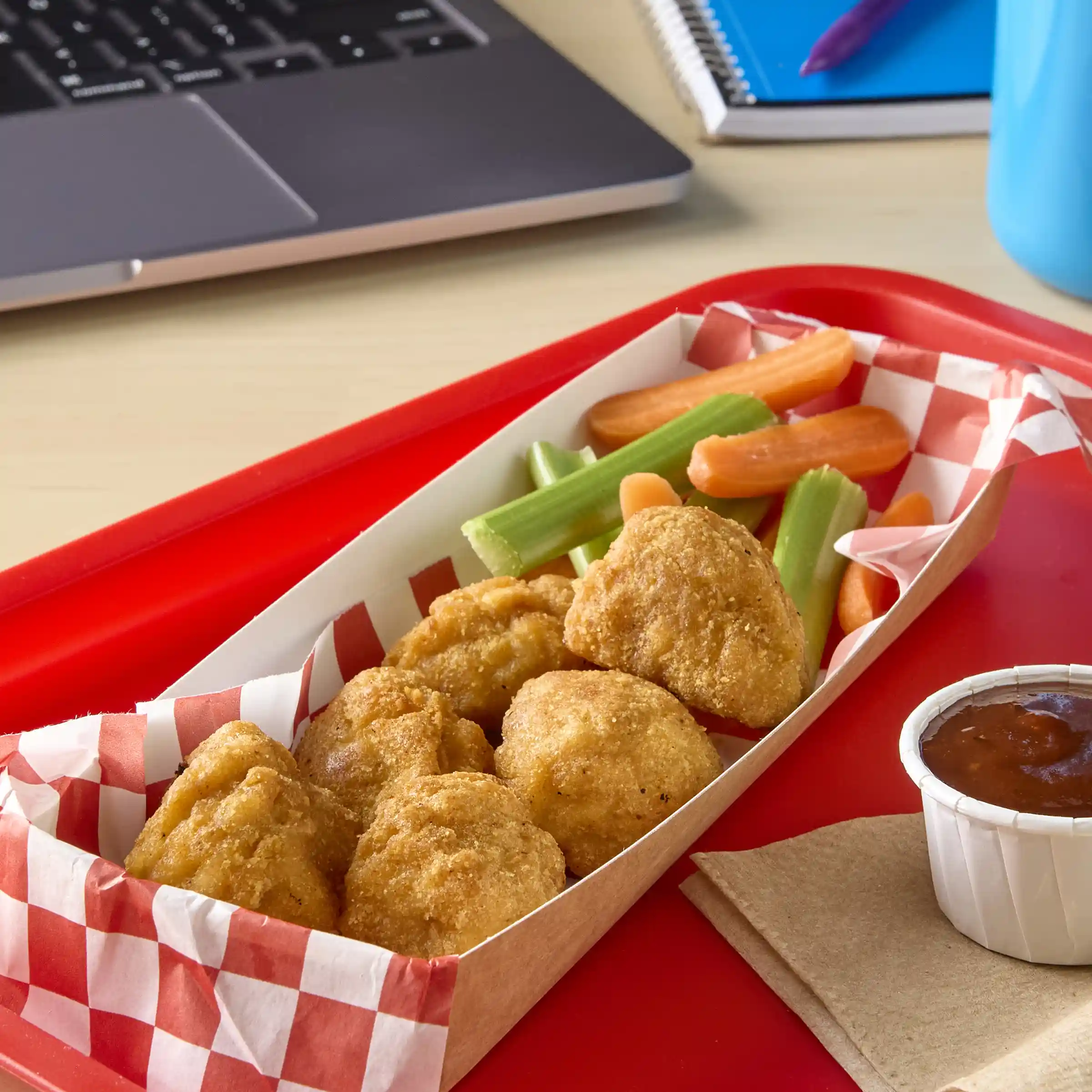 Tyson® Fully Cooked Breaded Honey Sriracha Glazed Chicken Breast Chunks CN, 0.86 oz._image_2