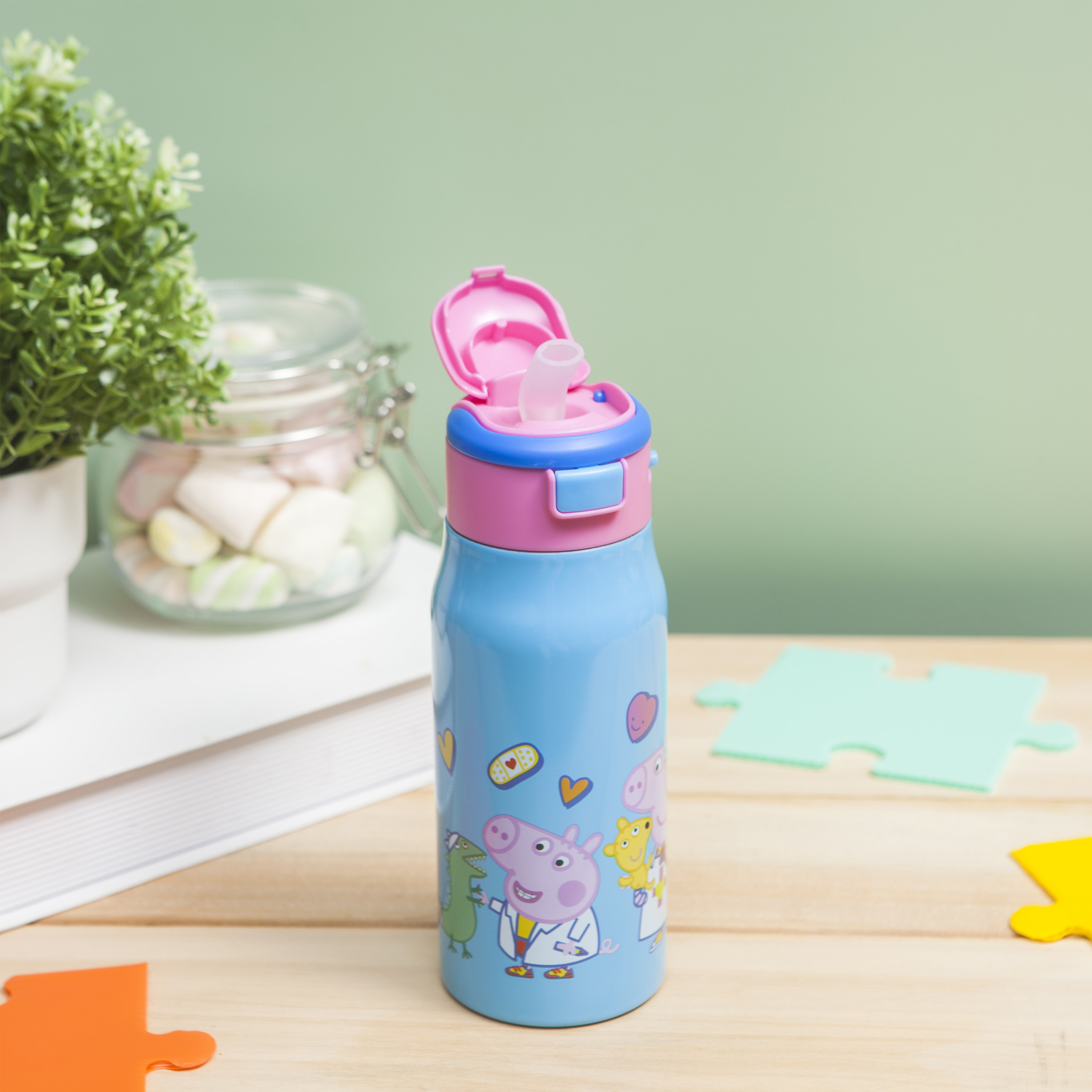 Peppa Pig 13.5 ounce Mesa Double Wall Insulated Stainless Steel Water Bottle, Peppa and Friends slideshow image 6 Peppa Pig 13.5 ounce Mesa Double Wall Insulated Stainless Steel Water Bottle, Peppa and Friends slideshow image 6