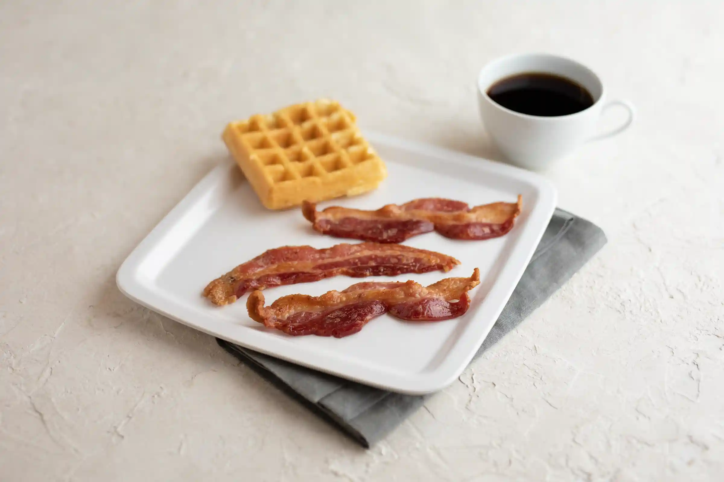 Wright® Brand Naturally Hickory Smoked Thick Sliced Bacon, Bulk, 15 Lbs, 10-14 Slices per Pound, Gas Flushed_image_01