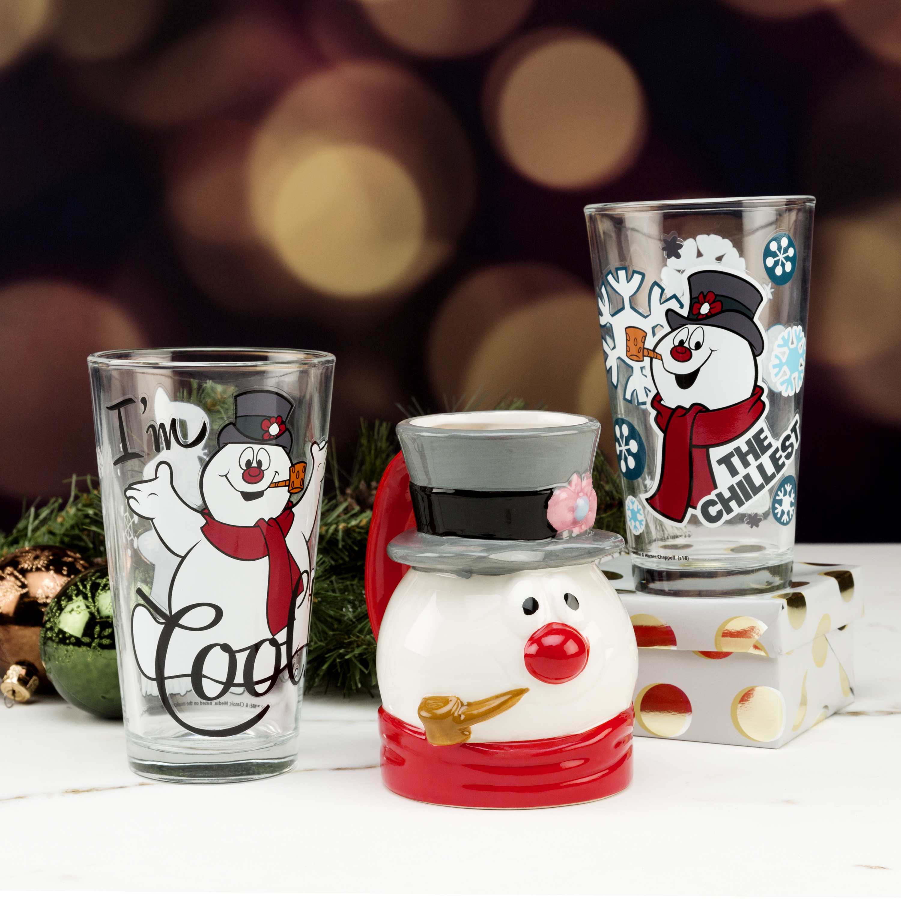 Collectible Christmas Mugs 15 ounce Coffee Mug, Frosty The Snowman slideshow image 4 Collectible Christmas Mugs 15 ounce Coffee Mug, Frosty The Snowman slideshow image 4