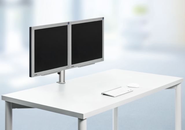 Novus TSS Duo Telescope is designed for easy alignment of two monitors for comfortable side-by-side viewing.