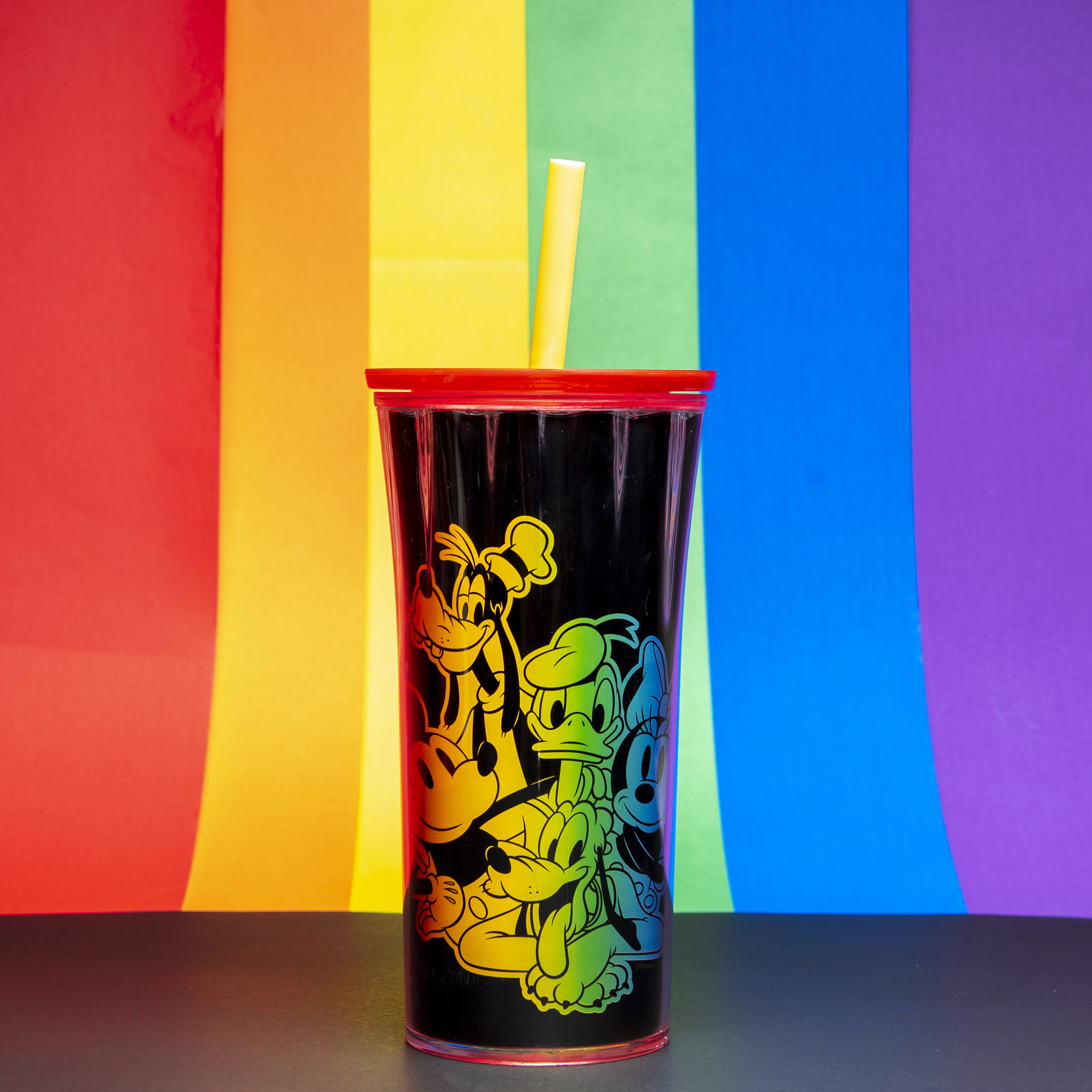 Disney 20 ounce Insulated Tumbler, Mickey Mouse slideshow image 5
