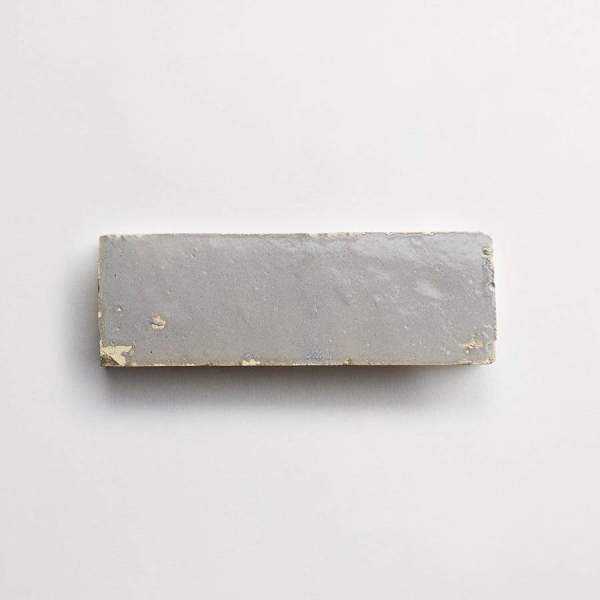 clé zellige | baguette | gloss | tarnished silver | sample 