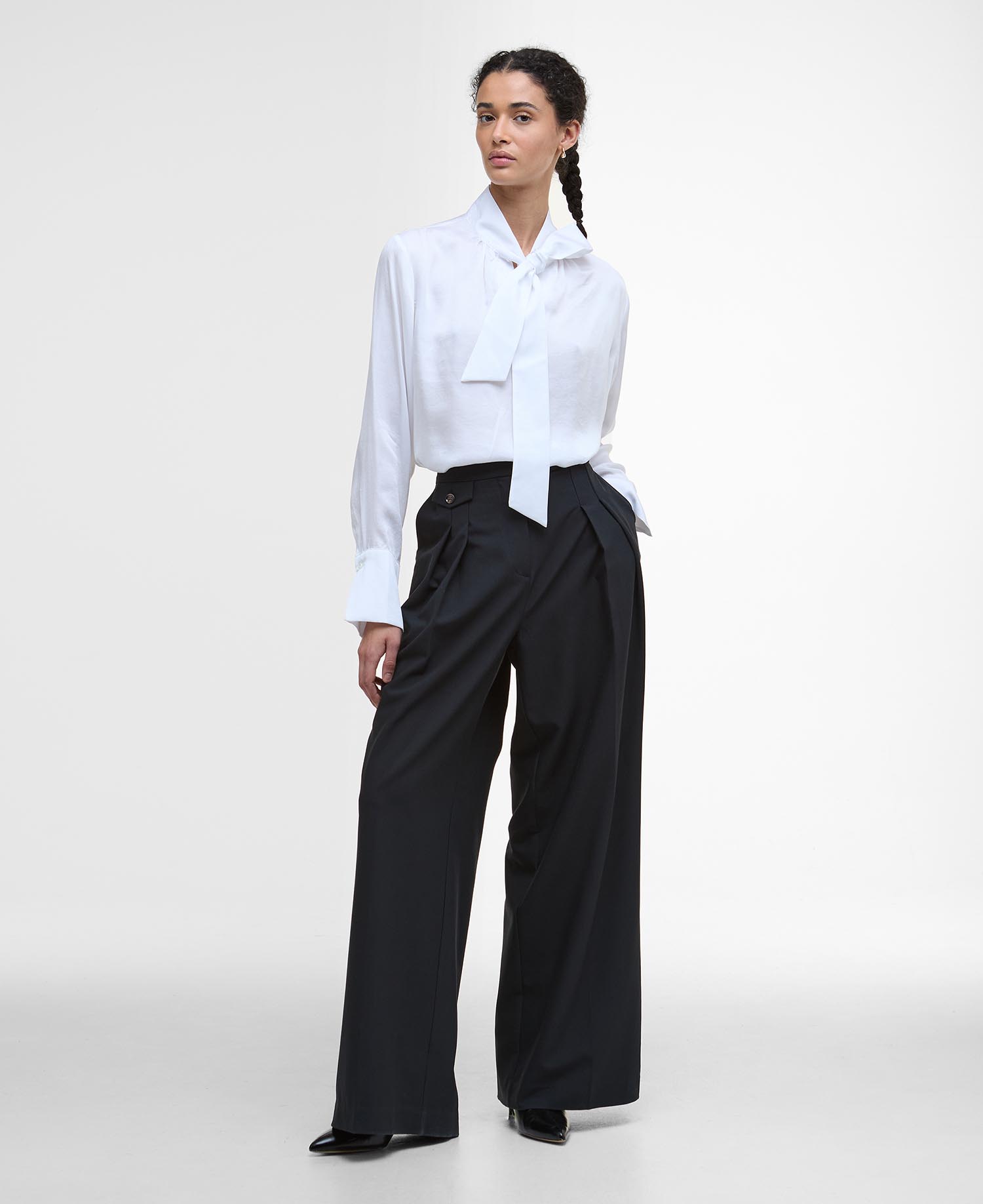 Anastasia Blouse image number 1