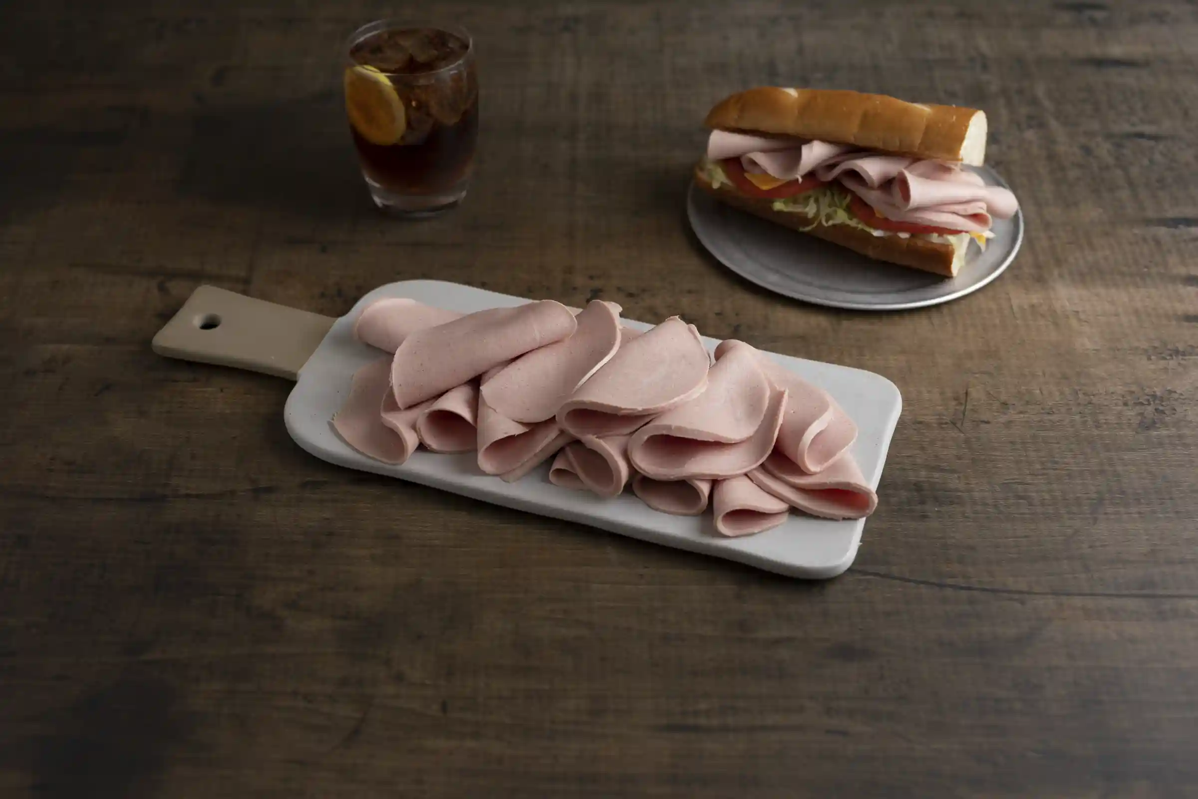 Bryan® Deli Classics® Bologna, 2 ct. https://images.salsify.com/image/upload/s--dFw62GD2--/q_25/rpnemnnijt7gzi03cvzt.webp