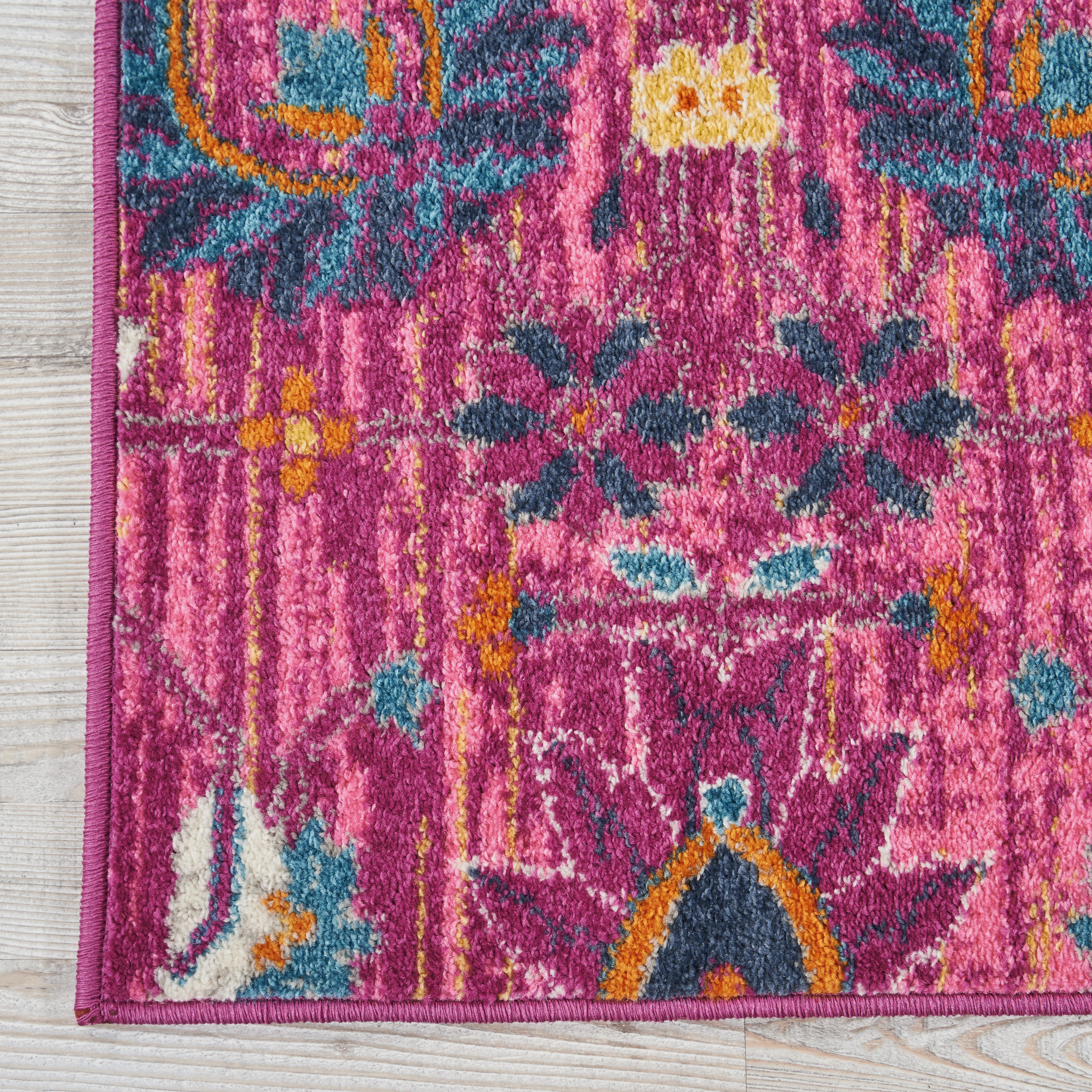 Nourison Passion 1'10" x 2'10" Fuchsia Bohemian Indoor Rug