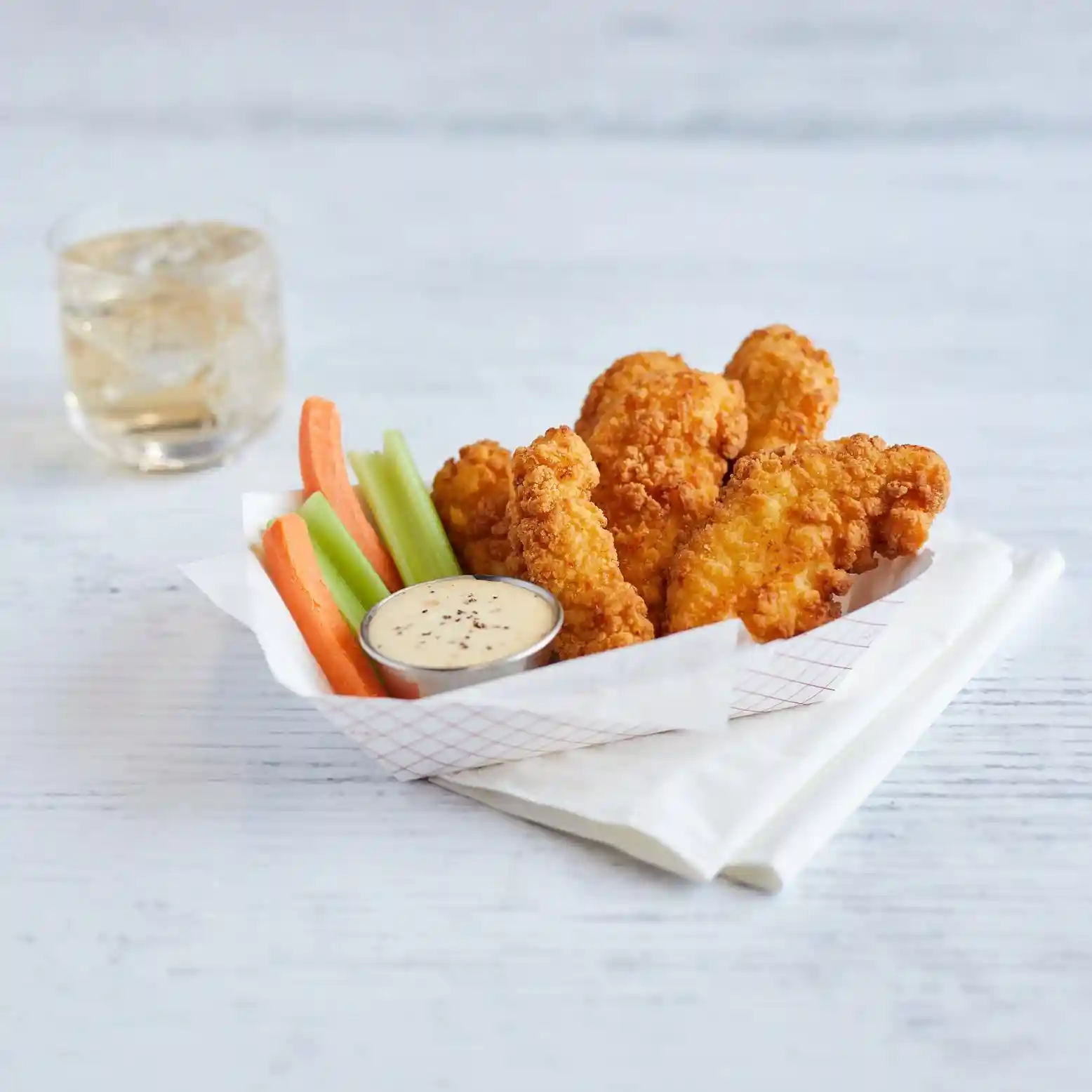 Tyson Red Label® Uncooked Golden Crispy Chicken Tenderloin Fritters  https://images.salsify.com/image/upload/s--q0_Qzc77--/q_25/qswgrzplctd4dyfriypv.webp