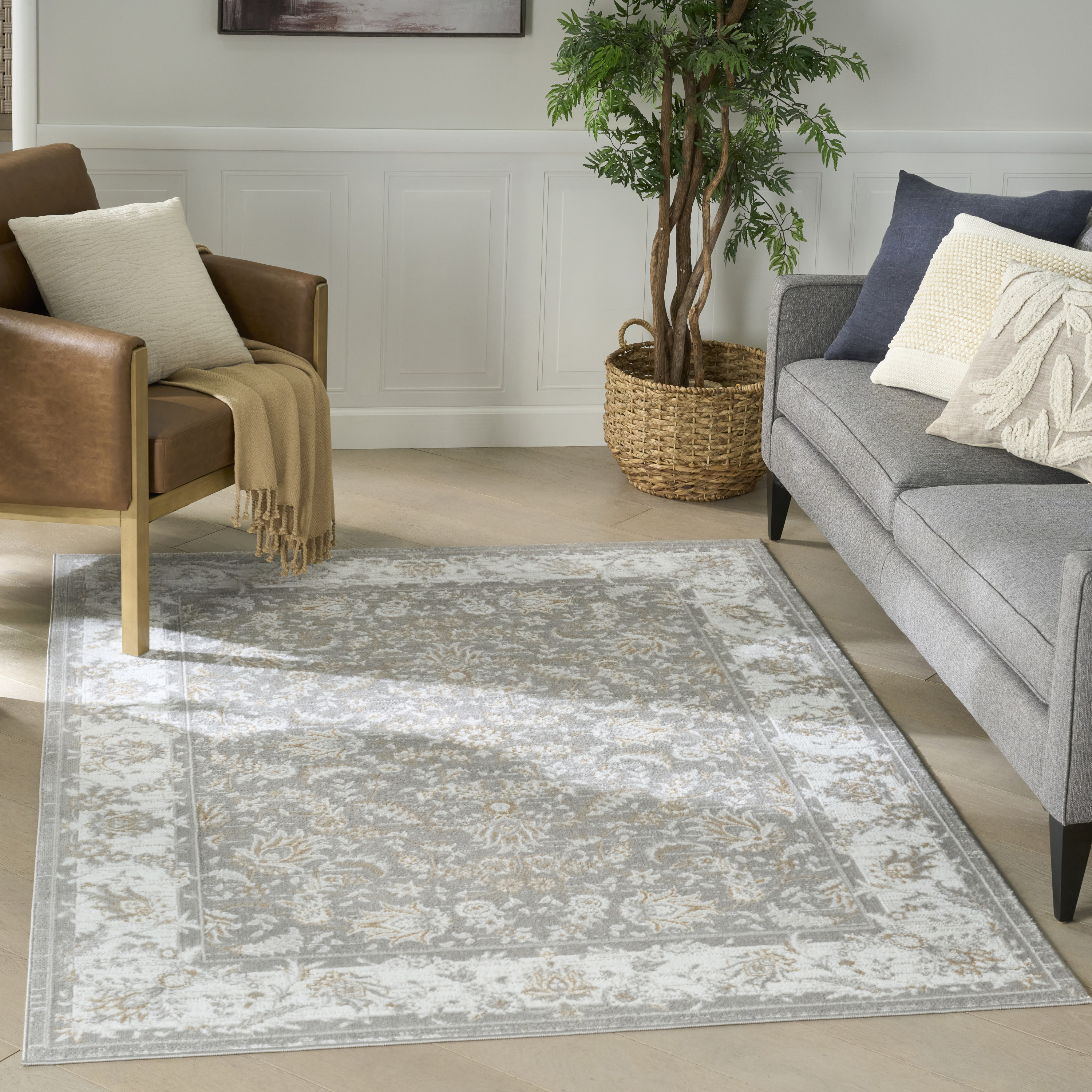 Nourison Dekor 4' x 6' Ivory Vintage Indoor Rug