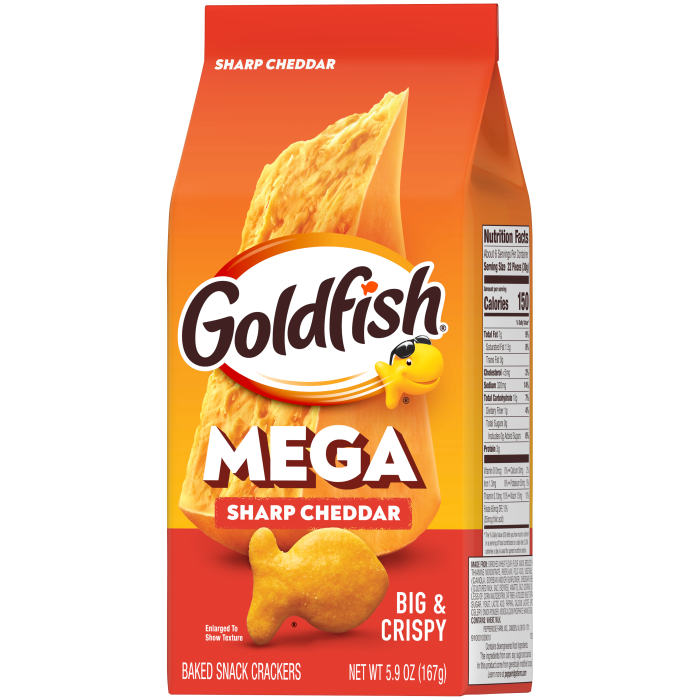 Goldfish® Sharp Cheddar Baked Snack Crackers, 5.9 oz, bag - Right Angle Image