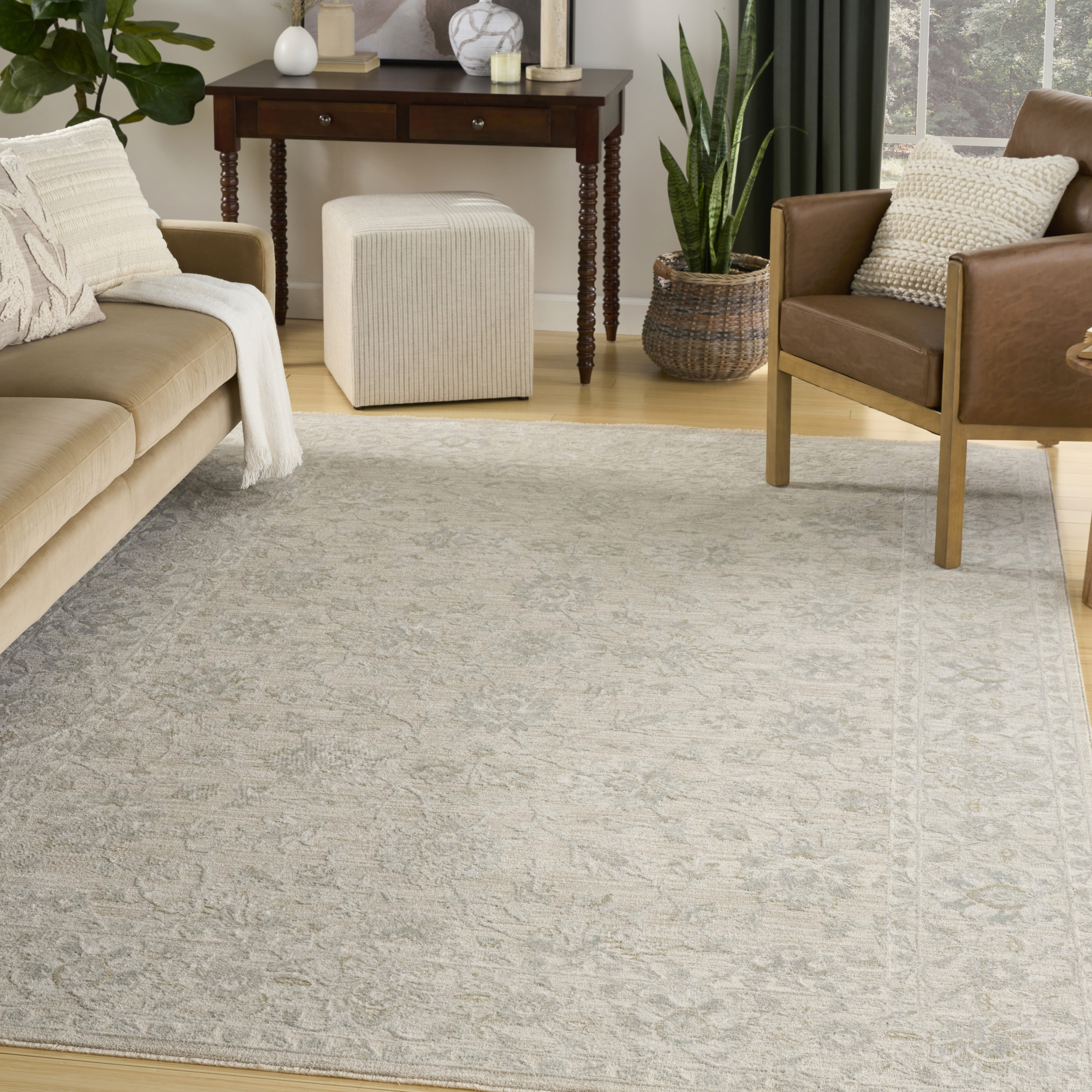 Nourison Envy 5'3" x 7'10" Cream Vintage Indoor Rug