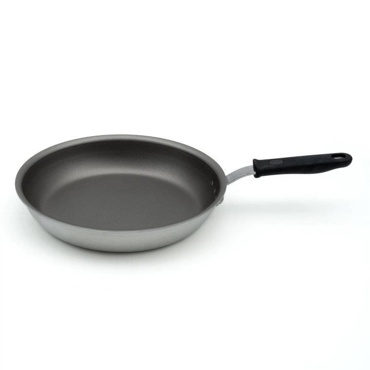 12-inch Wear-Ever® rivetless frying pan with PowerCoat2™ nonstick coating and silicone handle