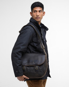 Waxed Leather Tarras Bag Olive
