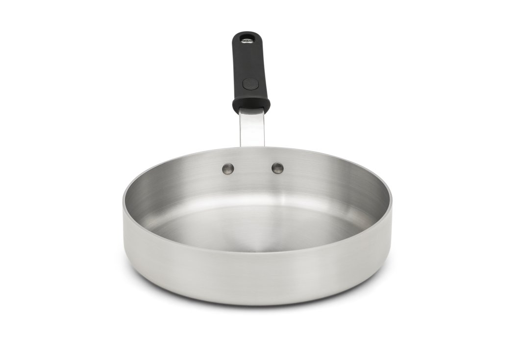 3-quart Wear-Ever® aluminum sauté pan in natural finish and silicone handle