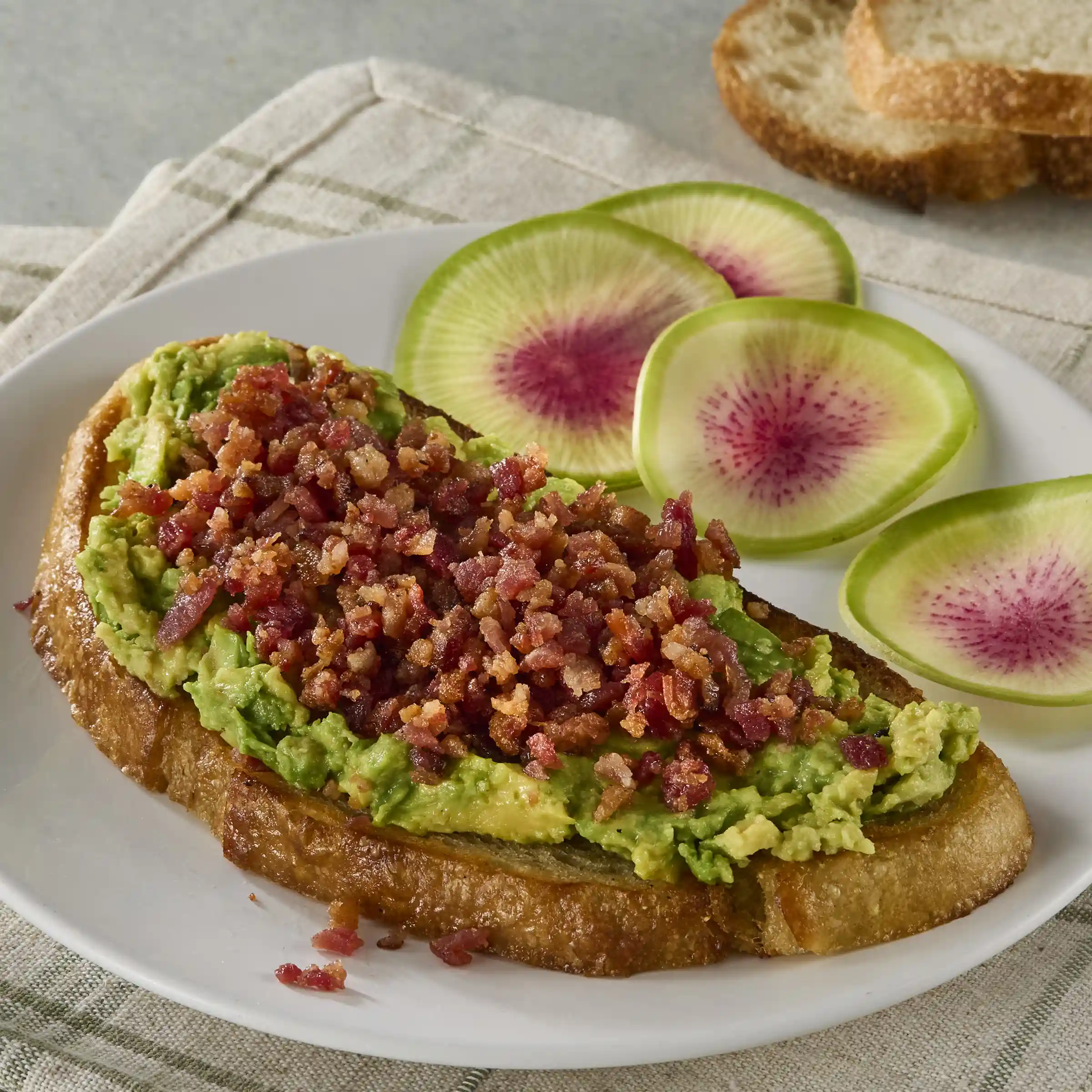 Jimmy Dean® Fully Cooked Bacon Pieces ¼” https://images.salsify.com/image/upload/s--WQ2jX0m8--/q_25/15b67f416dddb7970e7fa23ea63b774b81fdc75b.webp