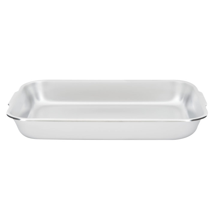 4 ¾-quart stainless steel bake and roast pan in natural finish