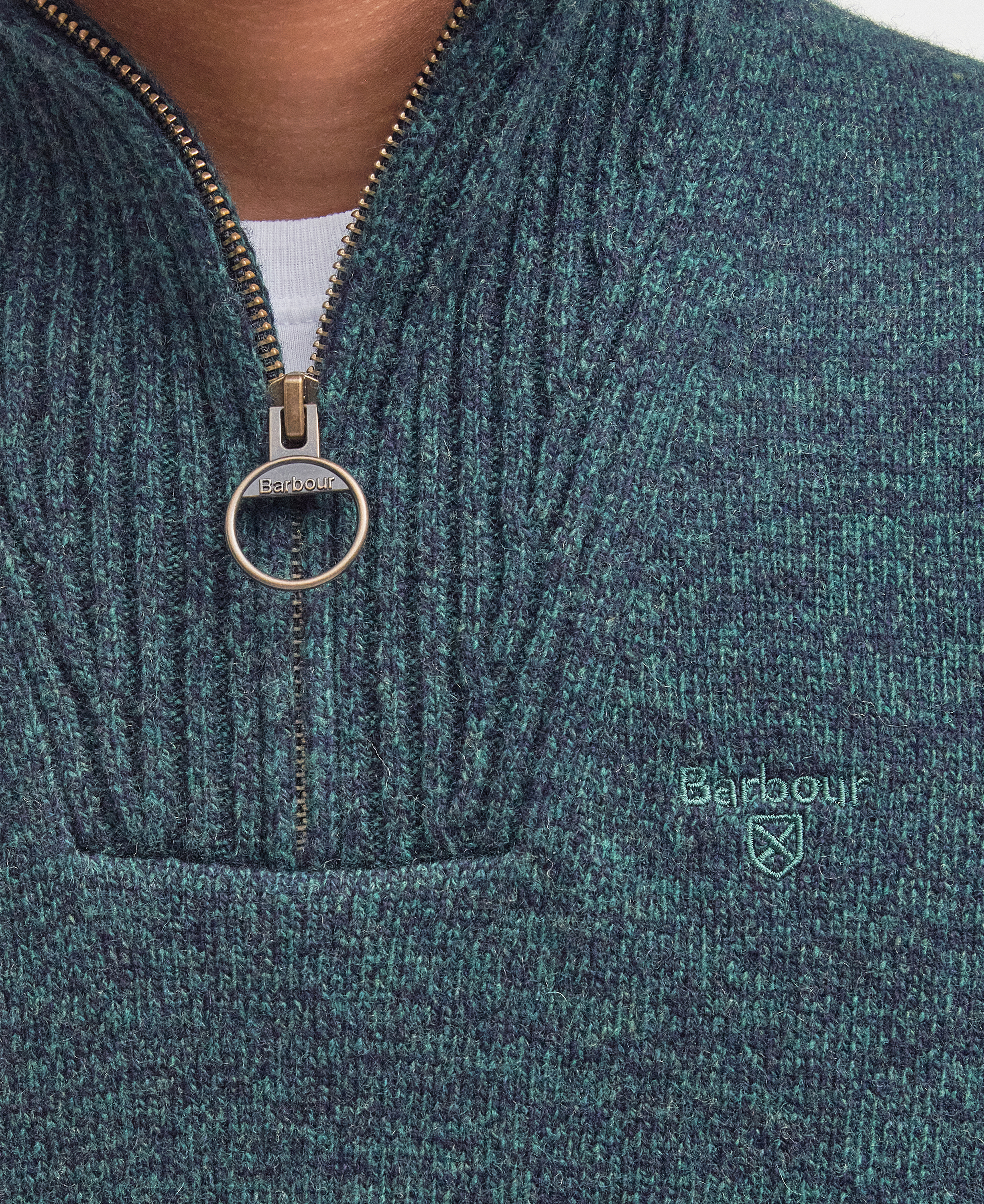 Maglione con mezza zip in lana d'agnello Essential image number 4