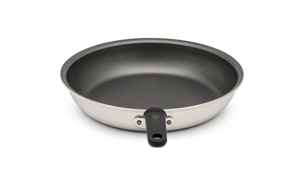 12-inch Wear-Ever® aluminum fry pan with SteelCoat x3™ nonstick coating and silicone handle
