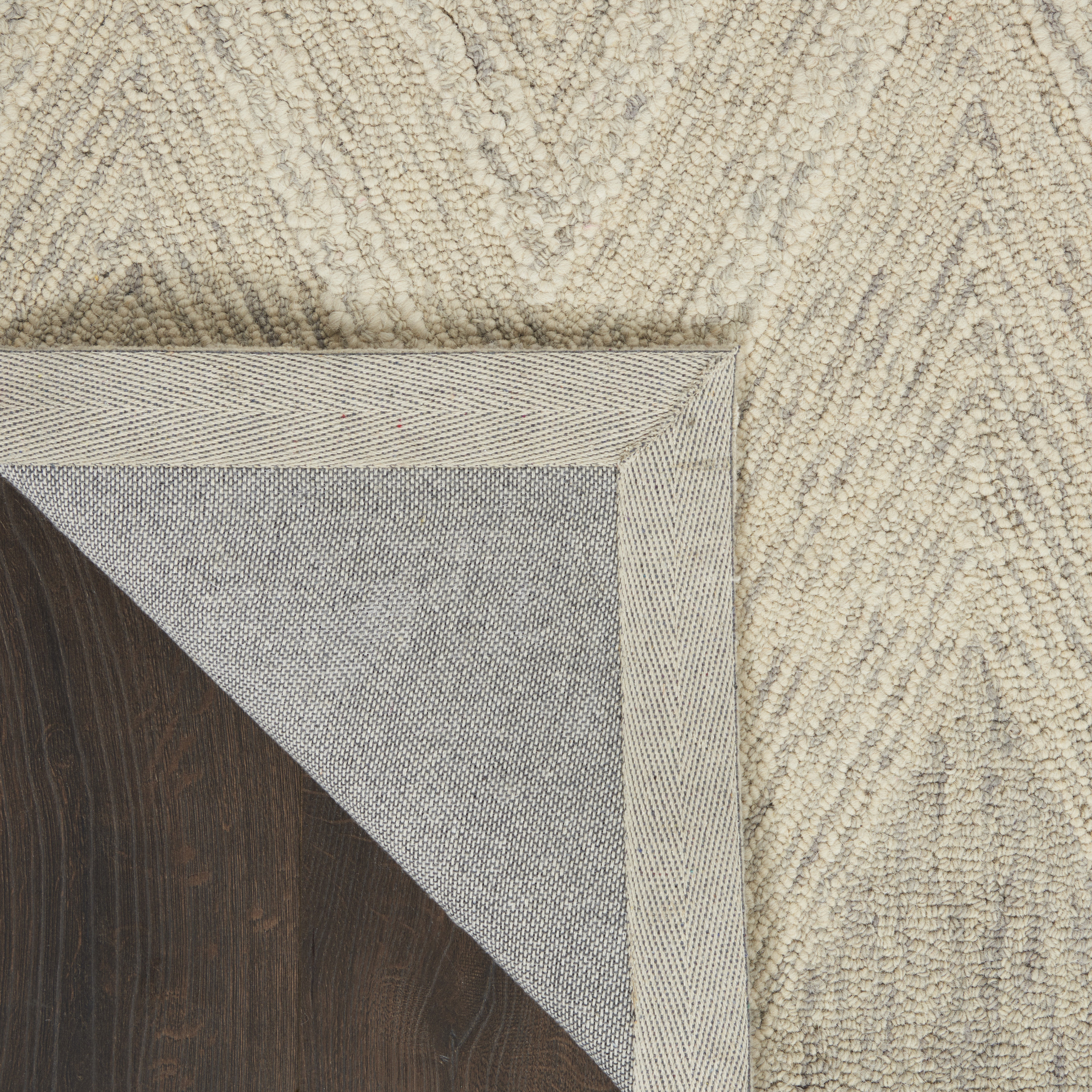 Nourison Interlock 3'9" x 5'9" Ivory/Grey Modern Indoor Rug