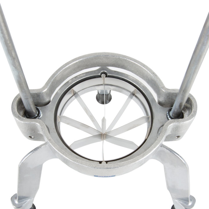 8-section Wedgemaster™ fruit and vegetable wedger with safety guard