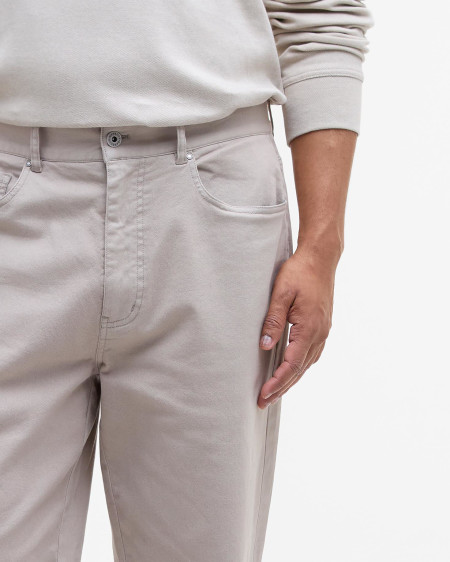 Pantaloni in tessuto stretch lavato dalla vestibilità regular