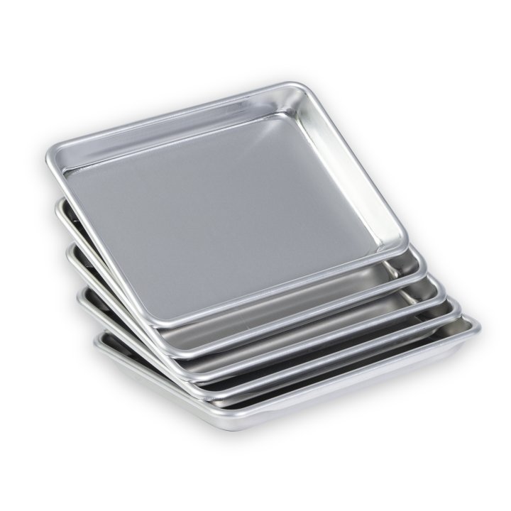 Eighth-size Wear-Ever® heavy-duty aluminum sheet pan in natural finish