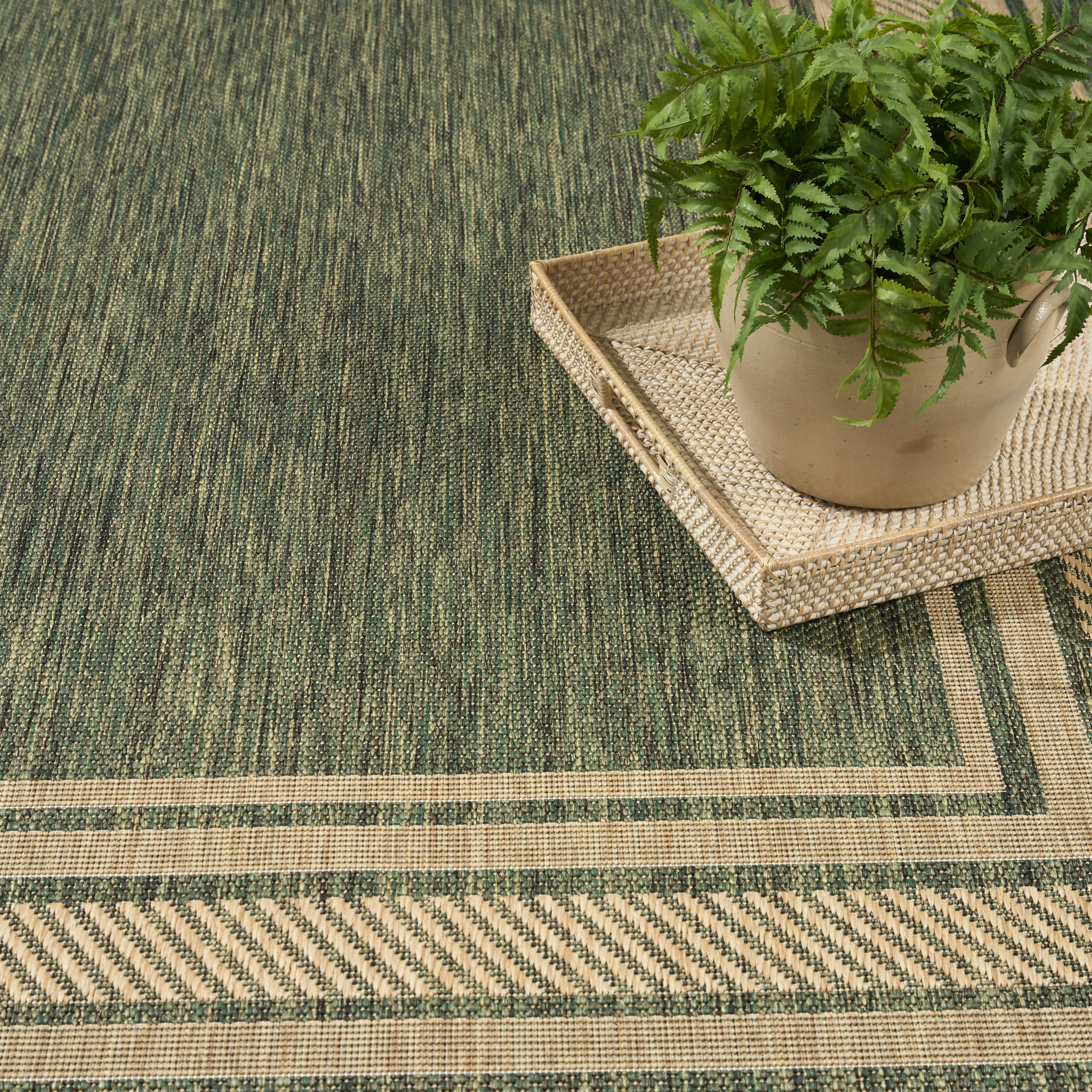 Nourison Horizon Indoor/Outdoor 8' x 10' Green Modern Rug