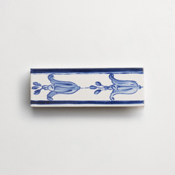 17th century: maiolica de delft | piccola border | tulipana 