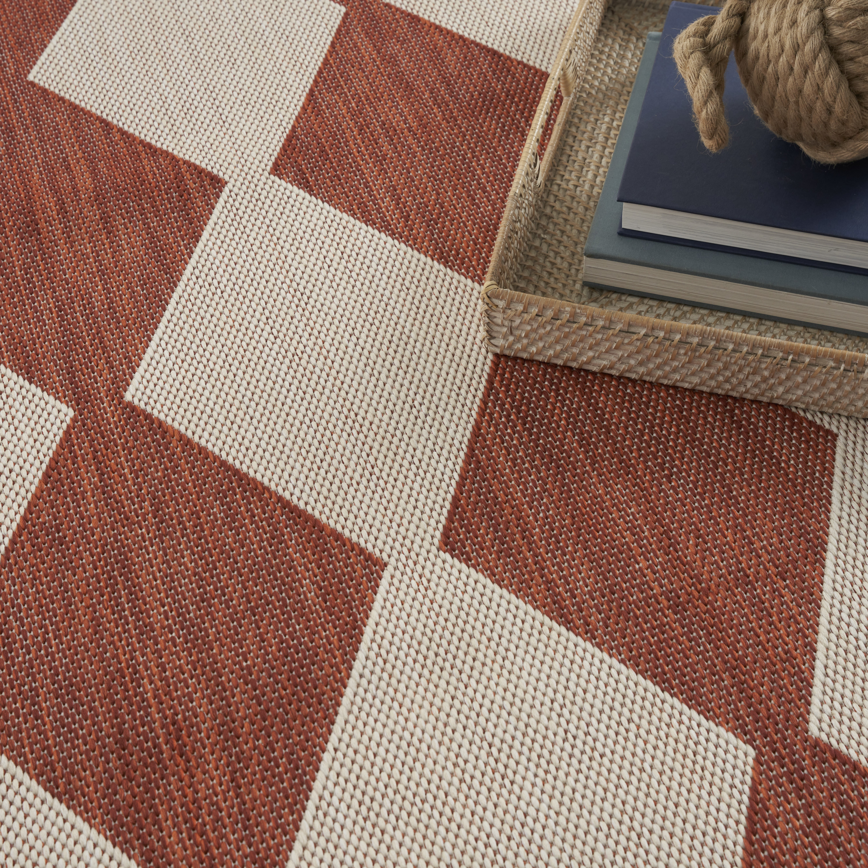 Nourison Positano 8' x Round Terracotta Modern Rug