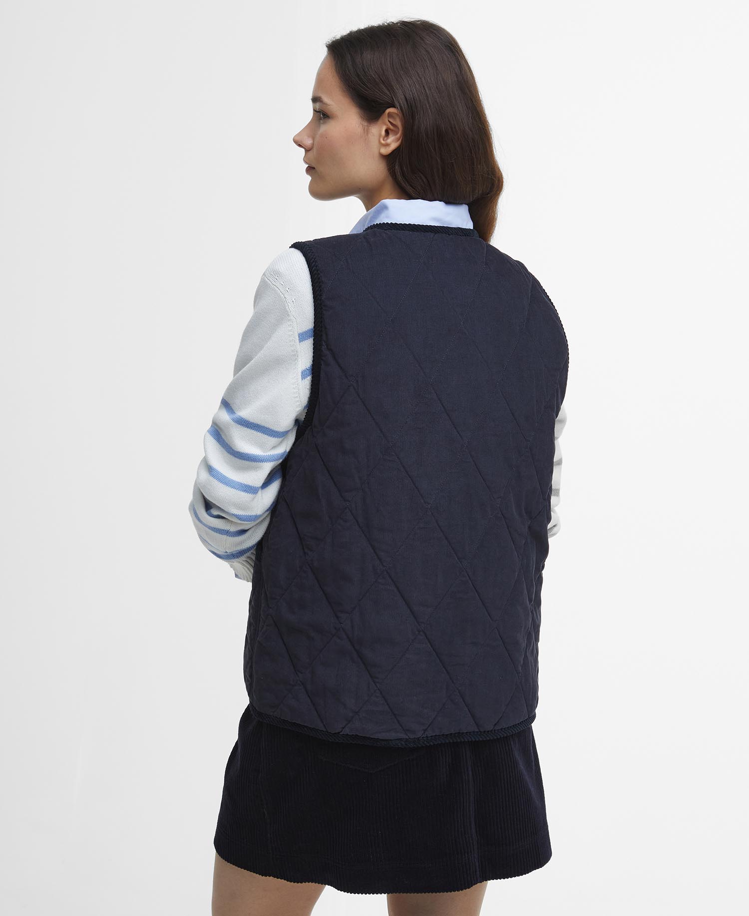 Cecily Gilet image number 2