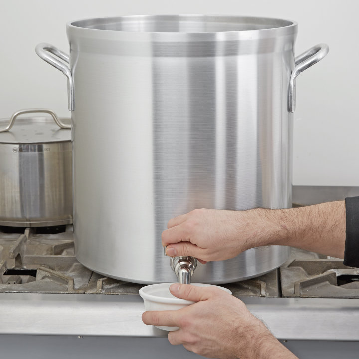 40-quart Wear-Ever® Classic Select™ heavy-duty aluminum stockpot with faucet