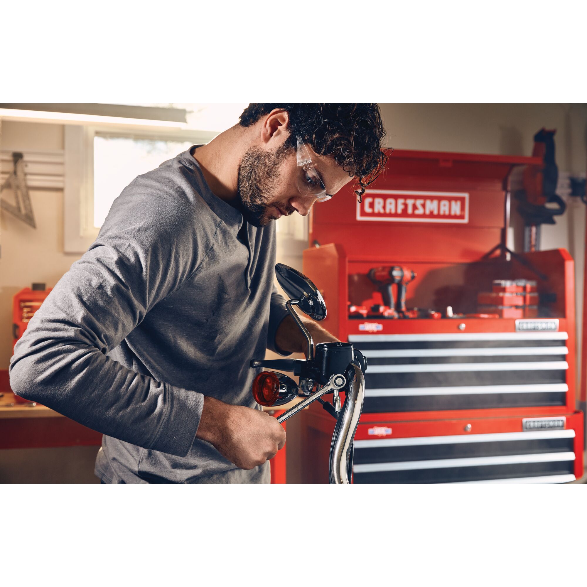 View of CRAFTSMAN Wrenches: Ratchet  being used by consumer