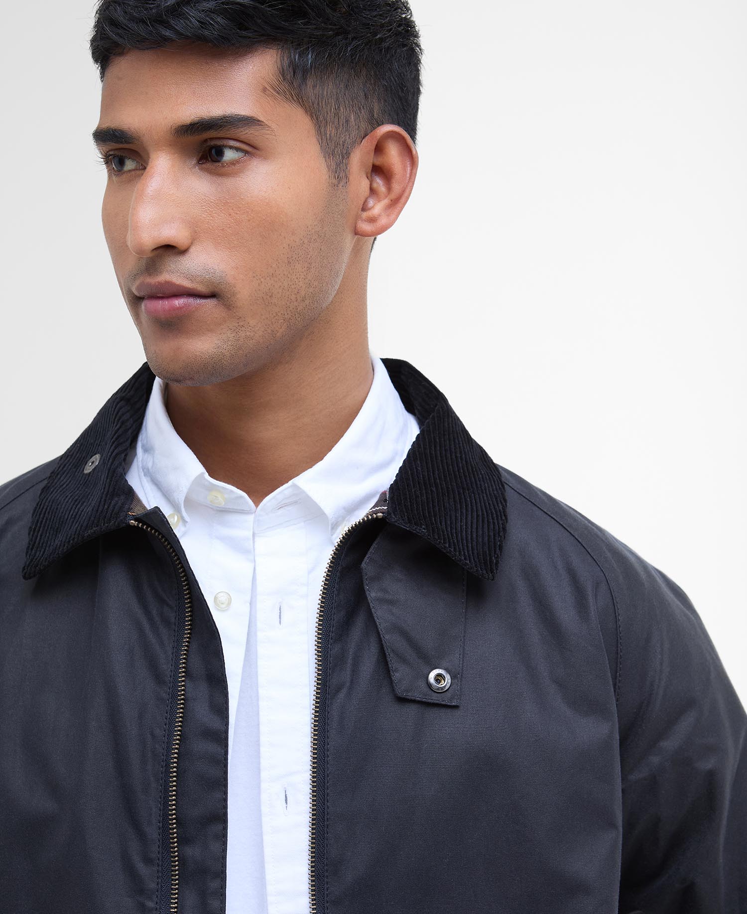 Bedale Short Waxed Jacket image number 3
