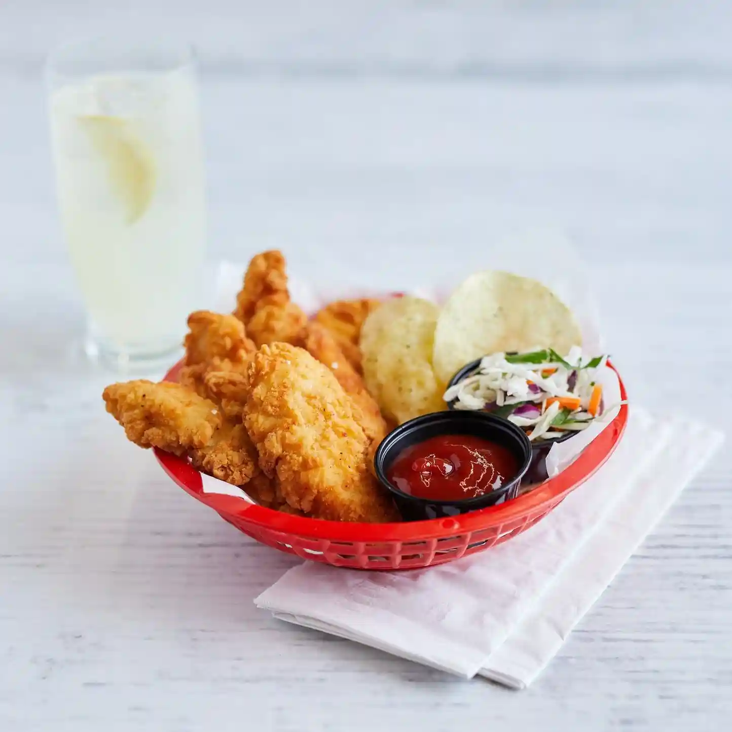 Tyson Red Label® Fully Cooked Homestyle Select Cut Chicken Tender Fritters  https://images.salsify.com/image/upload/s--snOwnefd--/q_25/jimccidwwa2o3ifmshhy.webp