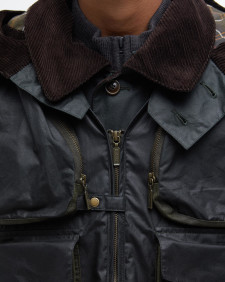Barbour x TO KI TO Gewachster Reitmantel 