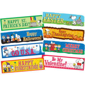 Peanuts&reg; Year of Holidays Mini Bulletin Board Set