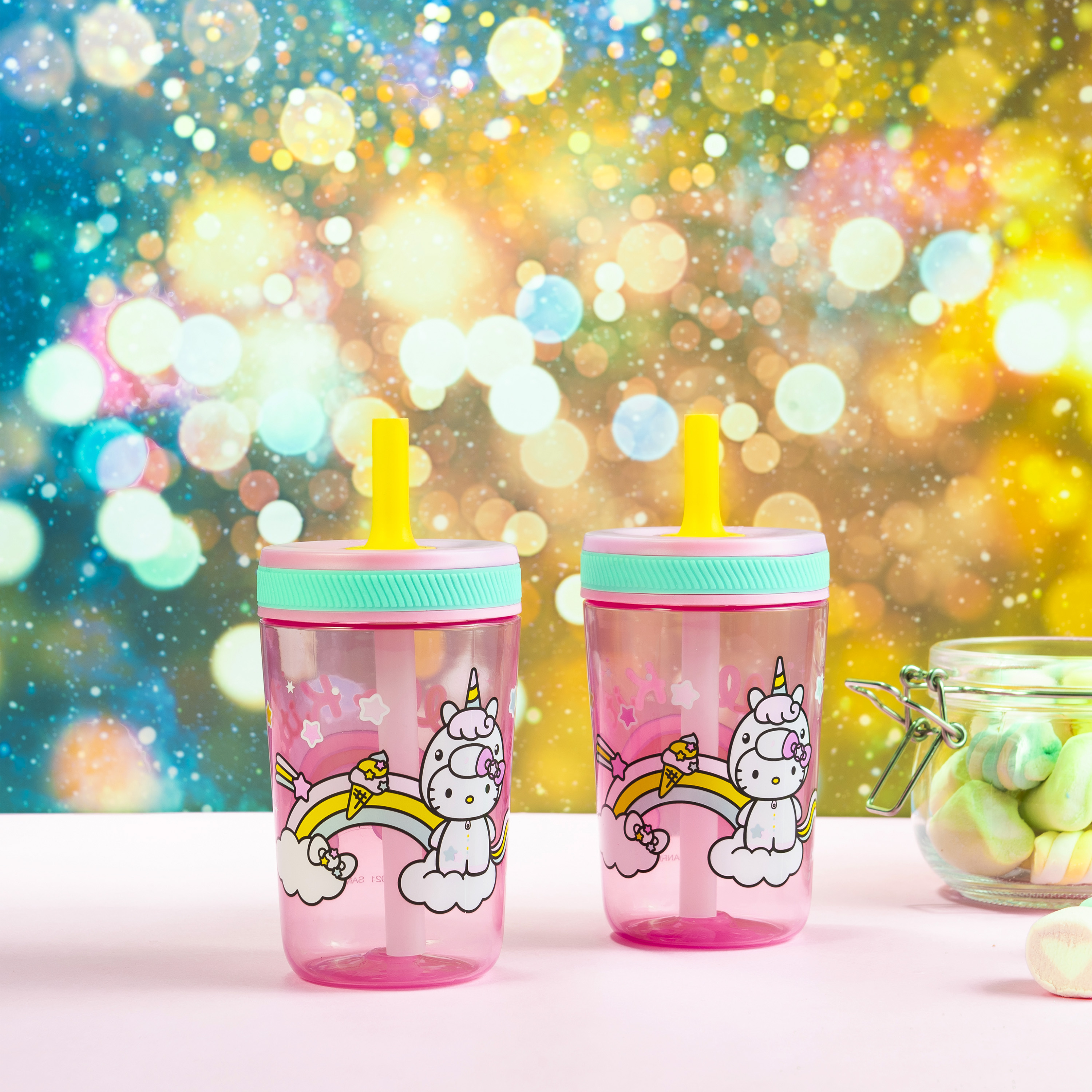 Sanrio 15  ounce Plastic Tumbler with Lid and Straw, Hello Kitty, 2-piece set slideshow image 2