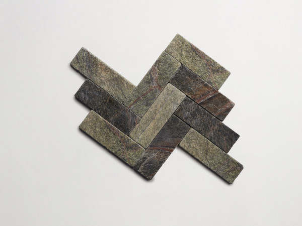 lapidary: girata | baguette | galician green | tumbled 