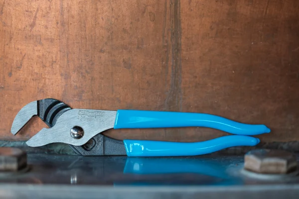 425 6.5-inch Smooth Jaw Tongue & Groove Pliers