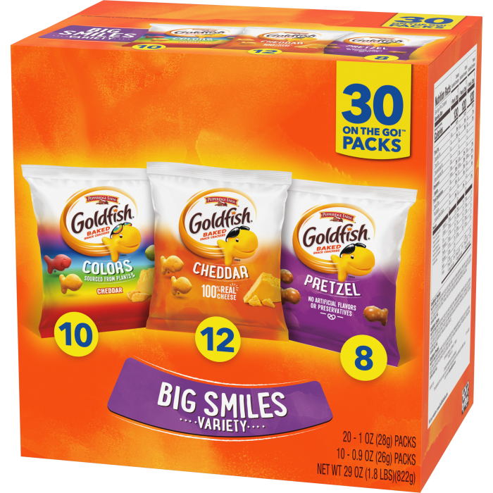 Goldfish® Big Smiles Variety, 30 count box, 29 oz, bag - Right Angle Image
